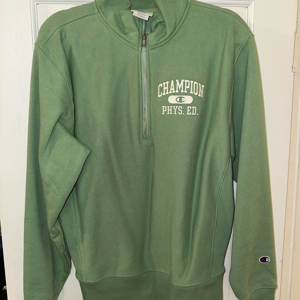 Champion women’s Olive Zip-Up Sweater